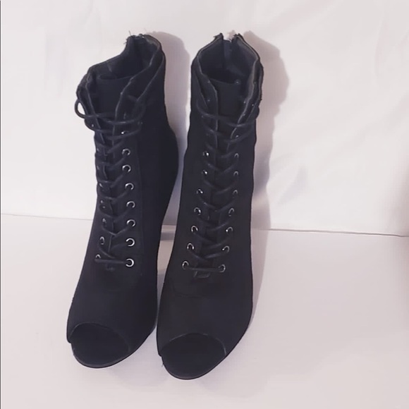 Open Toe Lace up Revamped by Sirens - Picture 2 of 4